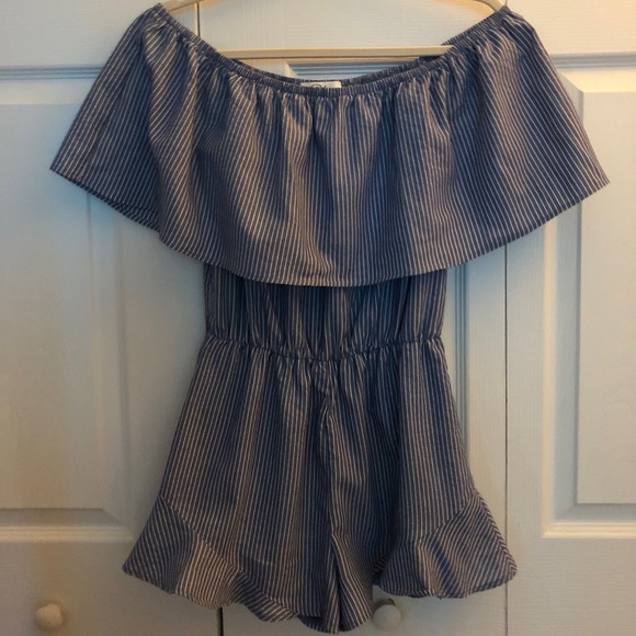 Riley Romper denim stripe off shoulder worn once! - Picture 2 of 4